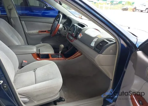 2002 Toyota Camry Xle из США, поврежденный, VIN 4T1BE32K32U575209